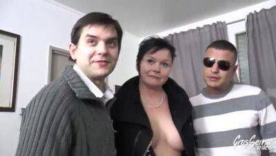 Greedy milf Alexia between exhibition and anal - France on tubemilf.net