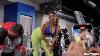 Thick MILF gets laid by the gym and tries to swallow on tubemilf.net